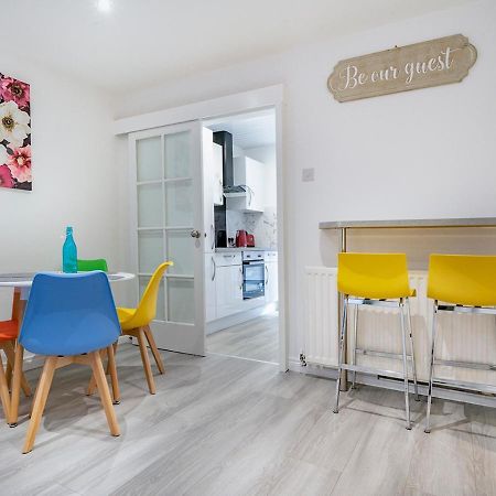 Pass The Keys - Bright & Airy 2Br 2Bath Apt In Perfect Location Belfast Eksteriør bilde