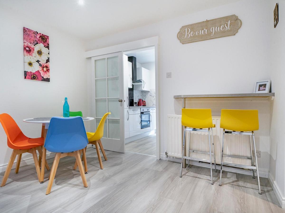 Pass The Keys - Bright & Airy 2Br 2Bath Apt In Perfect Location Belfast Eksteriør bilde